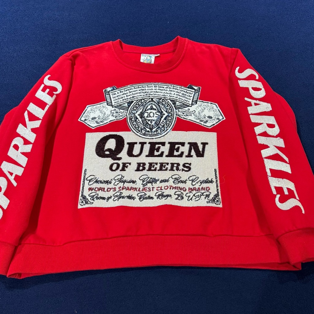🔴Queen of Sparkles M Queen of Beers Sweatshirt EUC